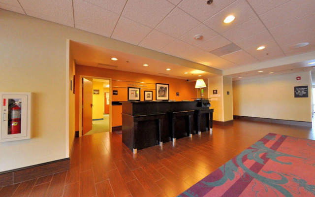 Hampton Inn Richmond - South