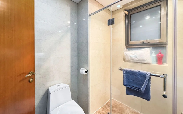 Tyms Entire bedroom Apt By Takashimaya