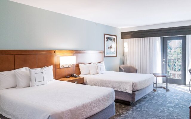 Courtyard New Braunfels River Village