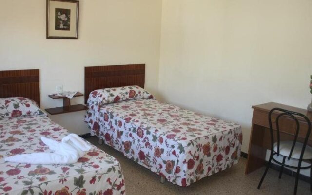 Hostal Torre Mar
