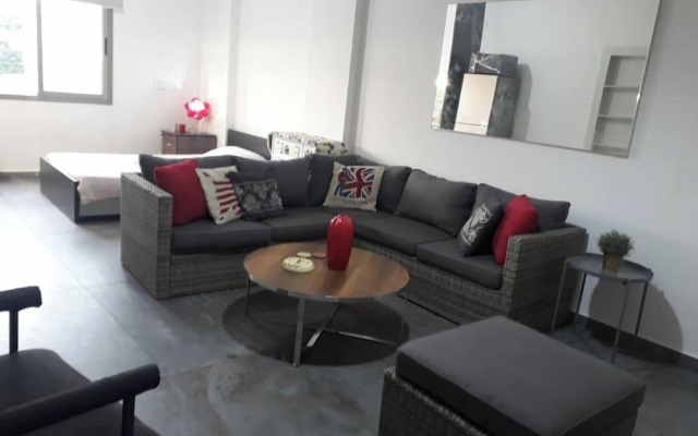 Studio In Dbayeh In A Prime Location, Wifi, 38sqm