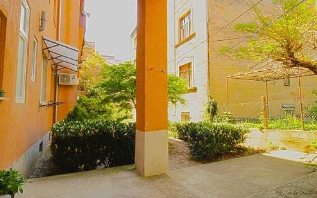 Apartment Vali