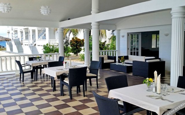 Davids Beach Hotel