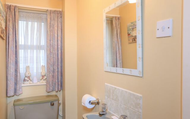 4 Rosemount Court