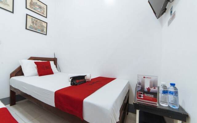 RedDoorz @ Plaza Jaro Iloilo