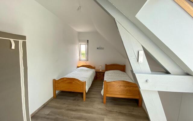 Farmhouse in Lancheres Near Somme Bay