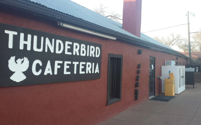 Thunderbird Lodge