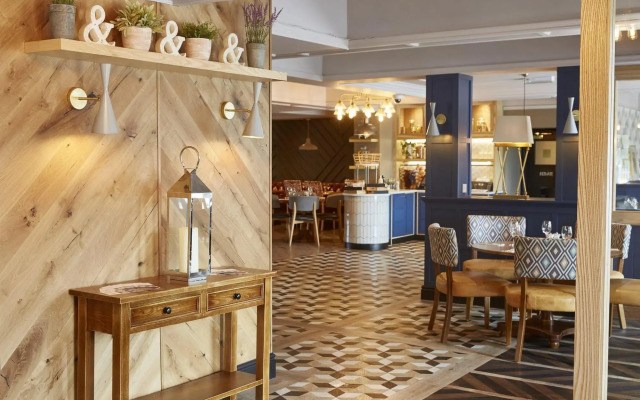 The Hartwood Hall Hotel by Greene King Inns