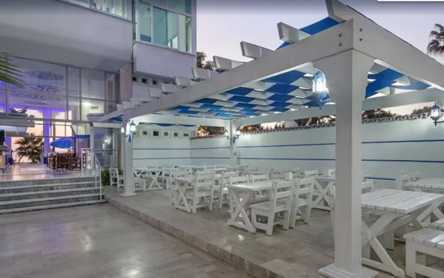 Viking Beach Hotel