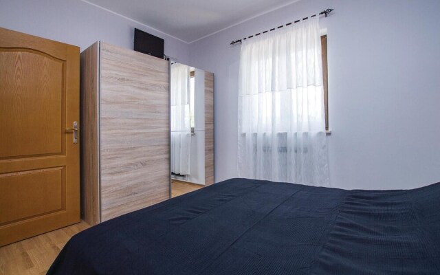 Beautiful Home in Nedescina With Wifi and 7 Bedrooms