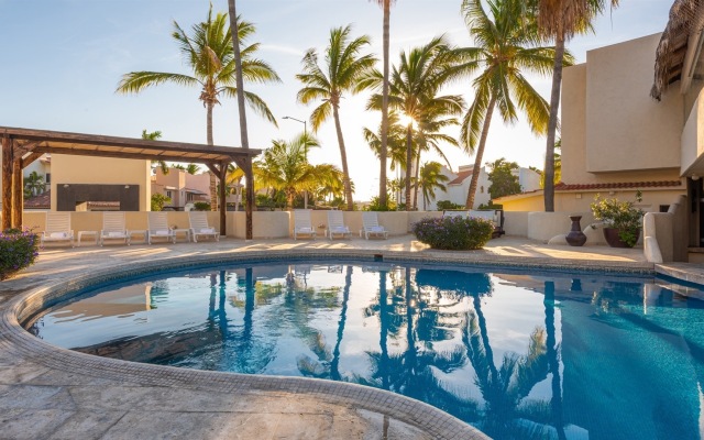 Park Royal Homestay Los Cabos