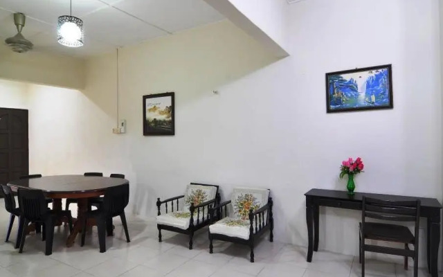 Chin Hua Residence 2