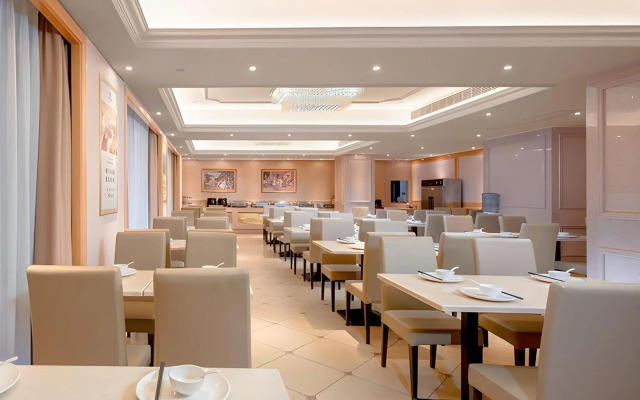 Vienna International Hotel (Nanning Langxi Metro Station)
