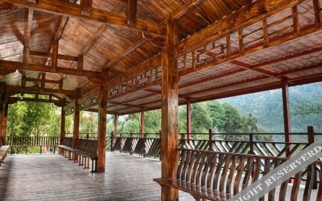 Wolongtan Hotel
