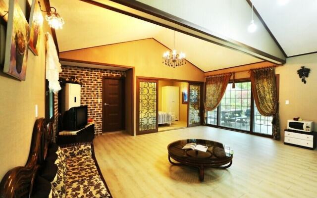 Flower field Pension