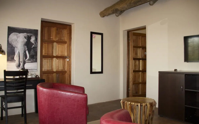 Iphofolo Lodge