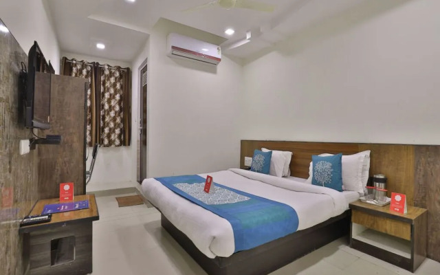 Hotel Neel Kamal by OYO Rooms