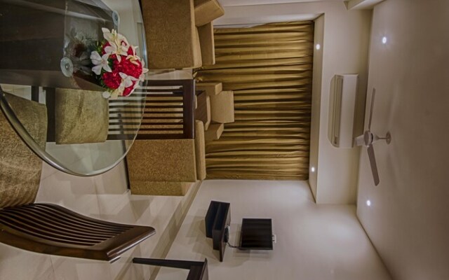 SinQ Suites