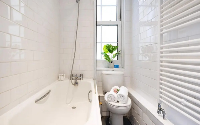 Lovely Portobello Apartment near Westbourne Park