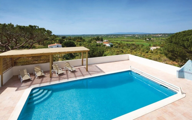 Vivenda Dois Pinheiros