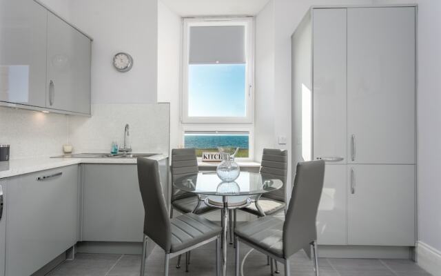 Coastal Retreat - Donnini Apartments