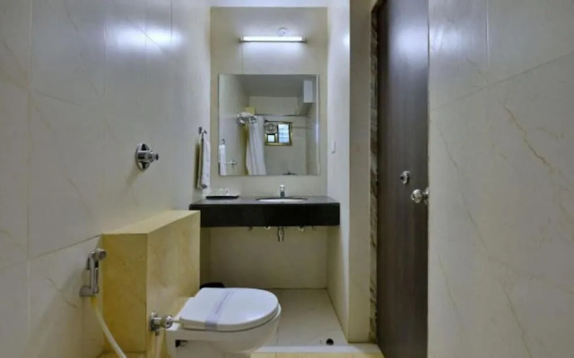 Hotel Samrat