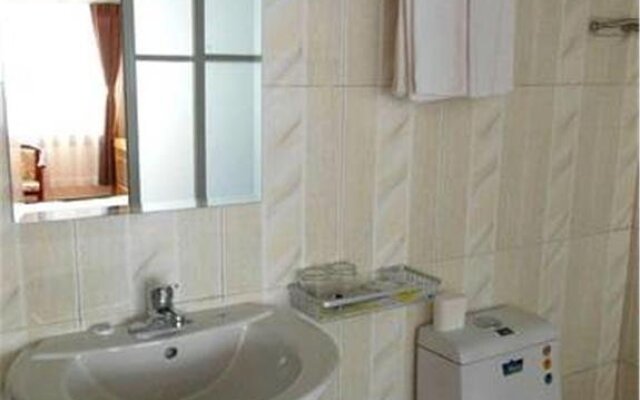 Chengde Huatang Hotel