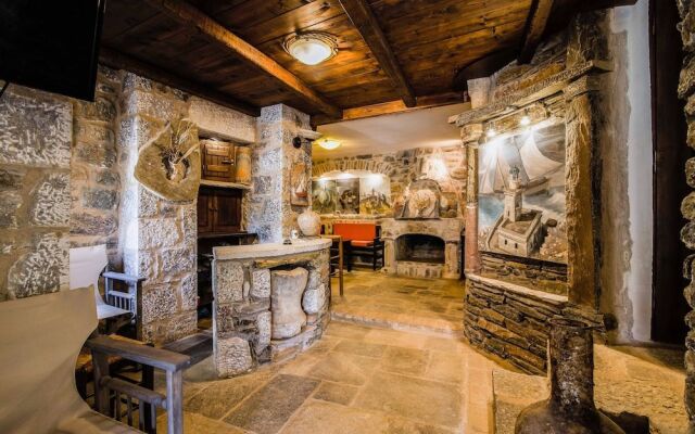 Psamathous Guest House