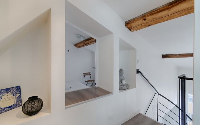 Heart Panier - Charming Atypical Duplex