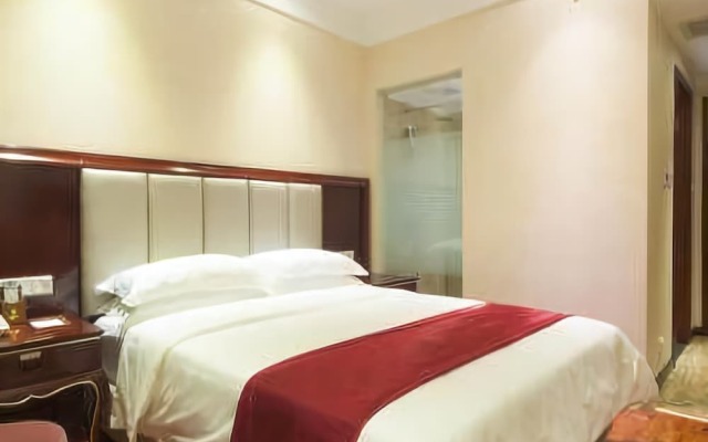 Super 8 Hotel