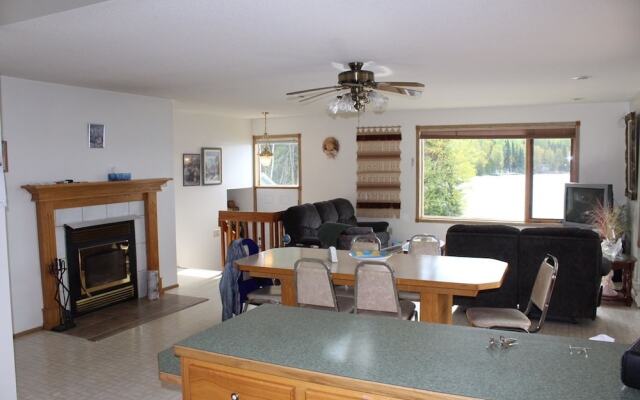 Spruce Forest Lakeside B&B