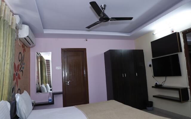 Maruthi Residency Inn