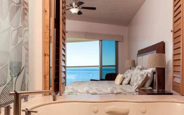 3 Bedrooms Condo Playa Blanca #1 Condo