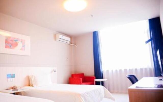 Jinjiang Inn Yizheng Daqing North Road Branch