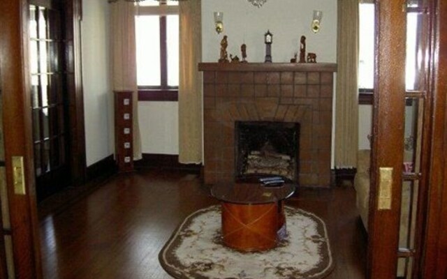 Simply Divine Bed & Breakfast