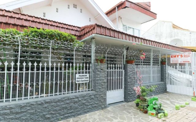 Emy's Guesthouse
