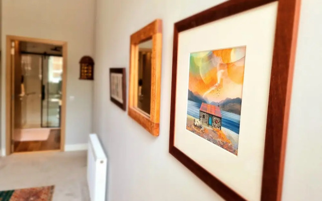 Unique Victorian Apartment in Edinburgh