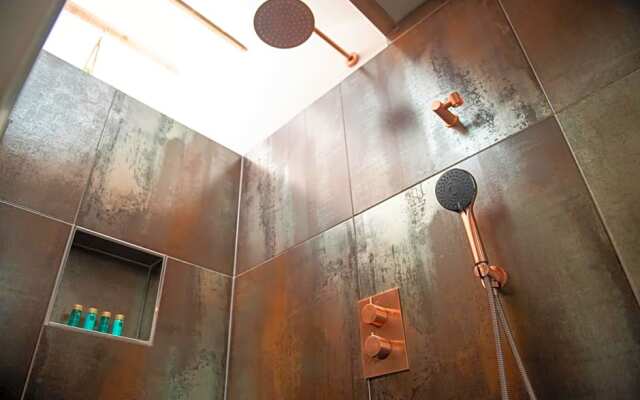 LODGE&LOFT