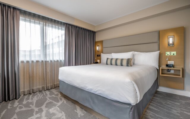 Coast Tsawwassen Inn