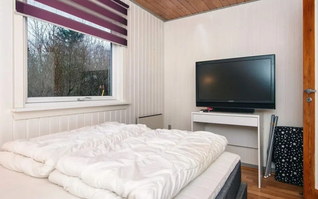 6 Person Holiday Home in Hemmet