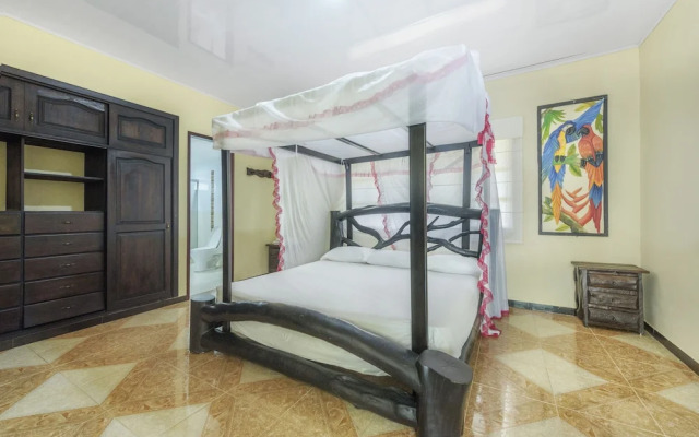 Hotel Adobe
