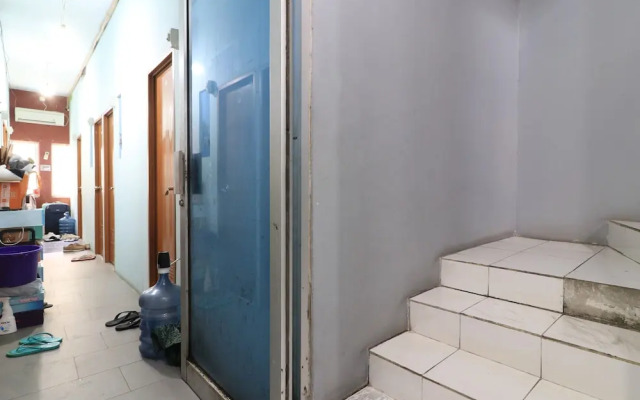 Eiffel Residence Batu Tulis 35A1 by ZUZU