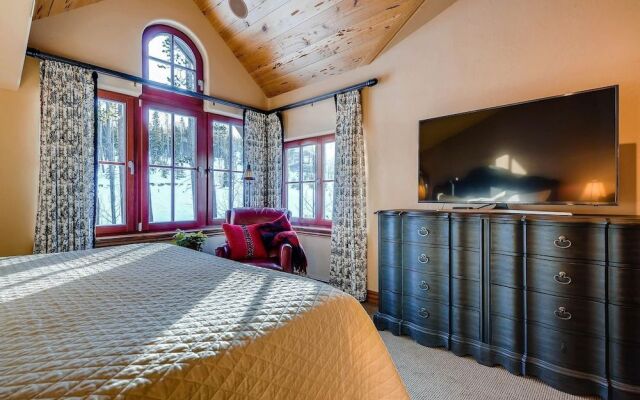 Cypress Mountain Chalet