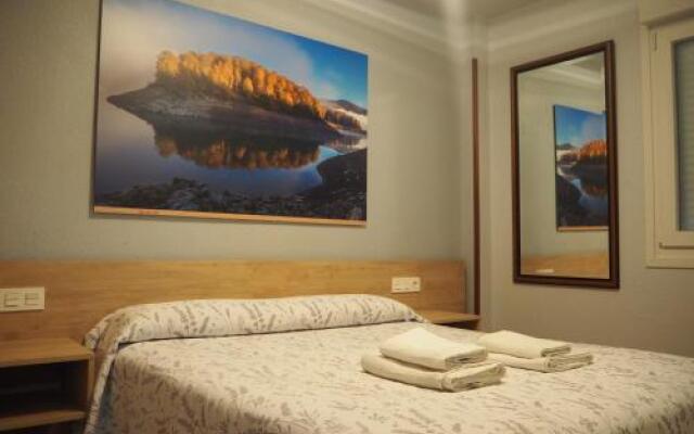 Hostal Acella