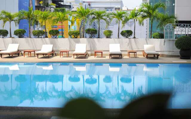 Golden Tulip Sovereign Hotel Bangkok