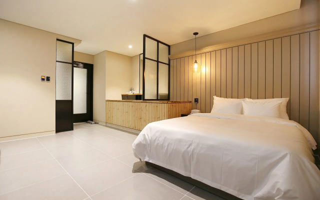 Cheongju Hotel Smart