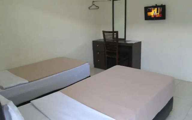 Mahkota Hotel Genteng