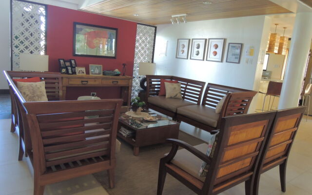 Palm Seaside Inn and Beach Resort