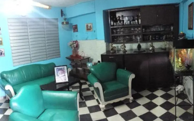 Fernandez and Friends Rooms