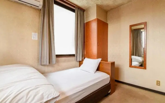 Green Business Hotel